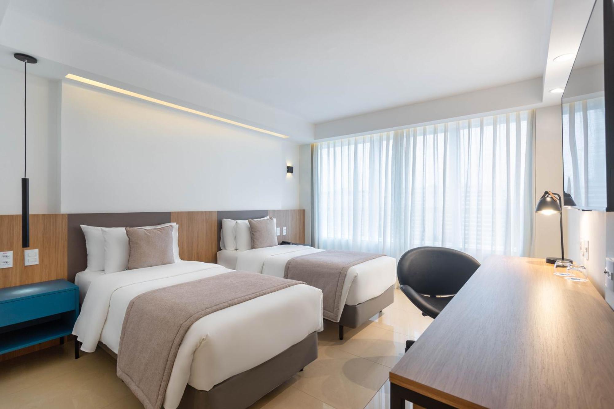 Tryp By Wyndham Brasilia Nacoes Hotel Exterior photo
