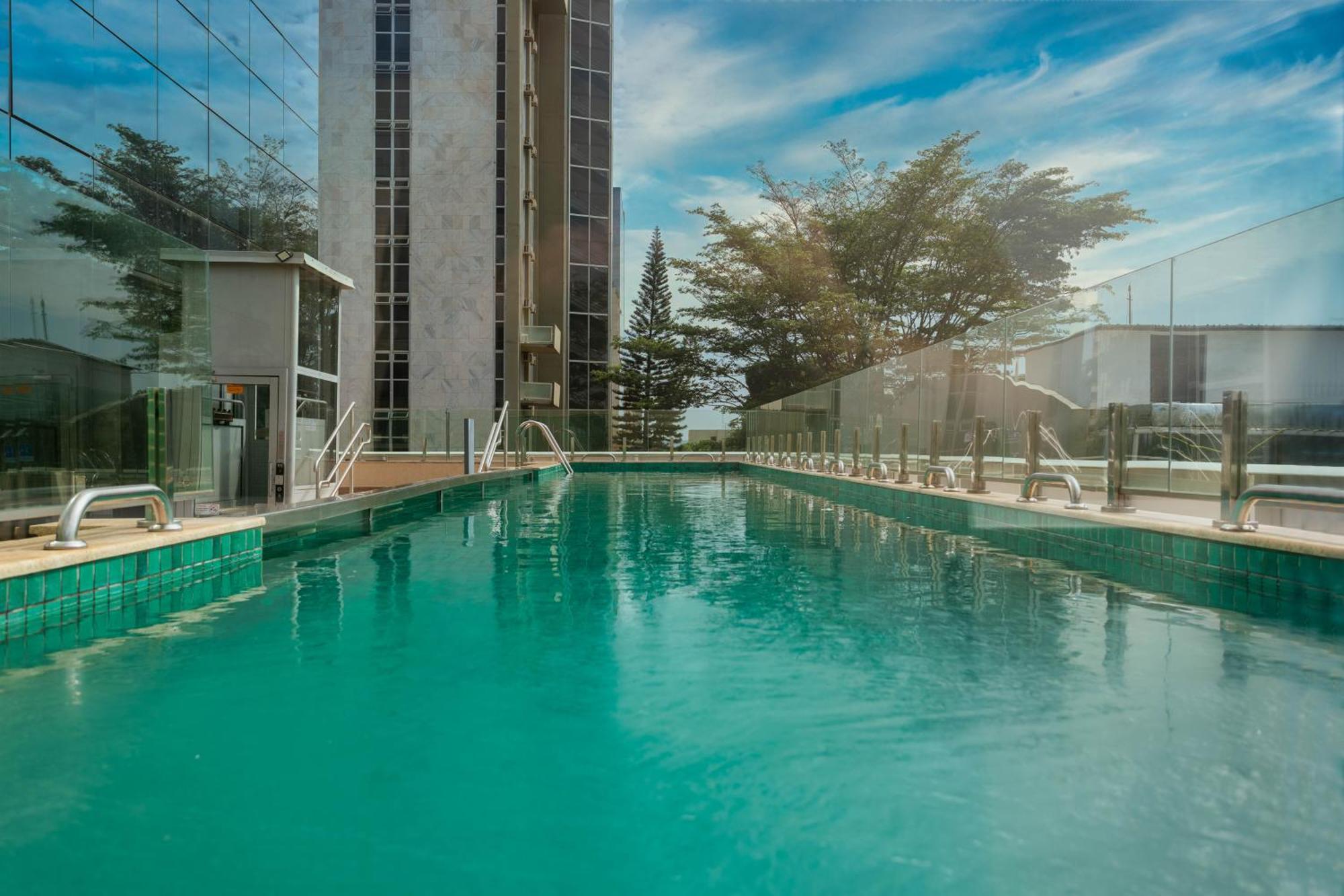 Tryp By Wyndham Brasilia Nacoes Hotel Exterior photo